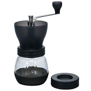 Rasnita manuala de cafea Hario Skerton, Negru