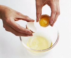 separarea albusului de galbenus